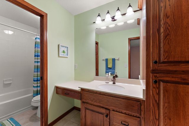 2657 146th Avenue NE, Ham Lake, MN 55304