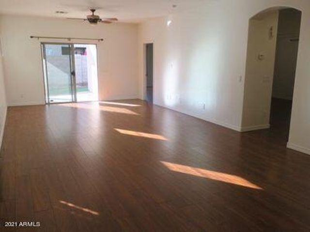 1074 S FARGO Street, Chandler, AZ 85286