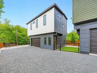 108 Vine St # 103, San Antonio, TX 78210