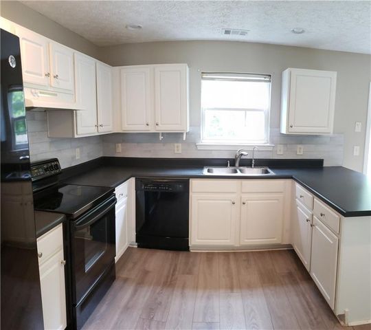 204 Wild Flower Lane, Canton, GA 30114