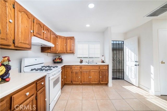 794 Chadwick Court, Pomona, CA 91766