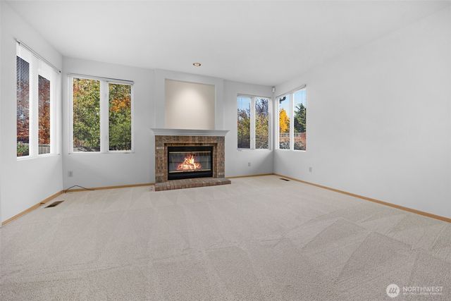 7703 77th Place NE, Marysville, WA 98270