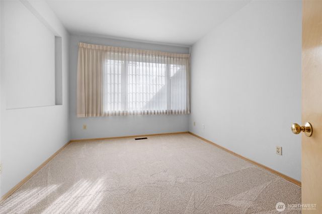 7703 77th Place NE, Marysville, WA 98270