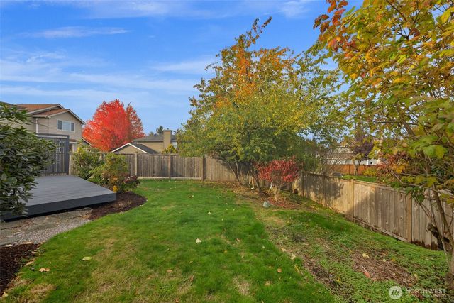 7703 77th Place NE, Marysville, WA 98270