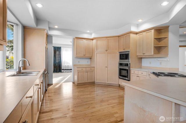 7703 77th Place NE, Marysville, WA 98270