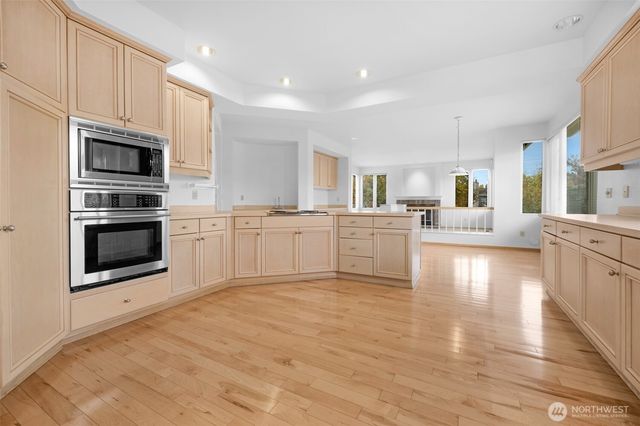 7703 77th Place NE, Marysville, WA 98270