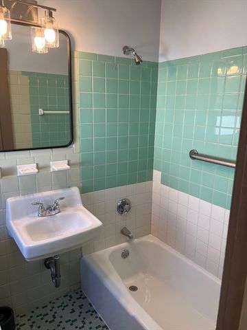 53 Oak Street 2, Somerville, MA 02143