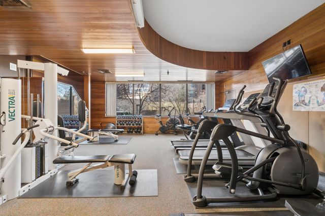 1225 LaSalle Avenue 1701, Minneapolis, MN 55403