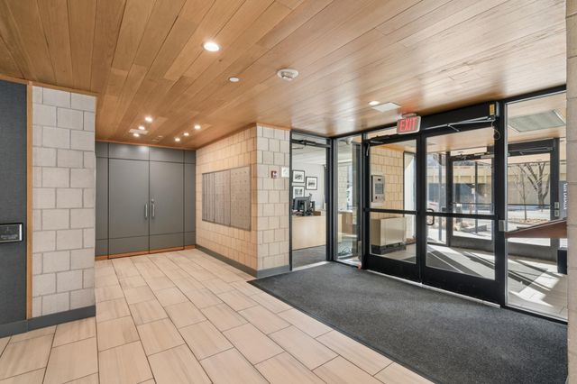 1225 LaSalle Avenue 1701, Minneapolis, MN 55403