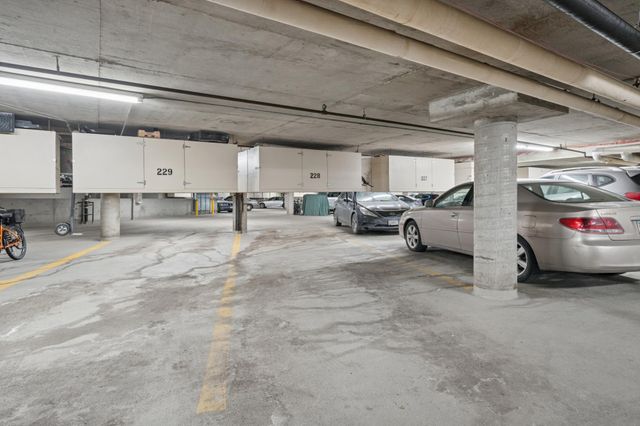 1225 LaSalle Avenue 1701, Minneapolis, MN 55403