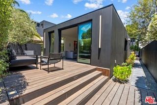 1527 Cabrillo Avenue, Venice (los Angeles), CA 90291