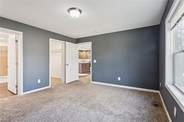 4248 Old Virginia ST, Urbanna, VA 23175