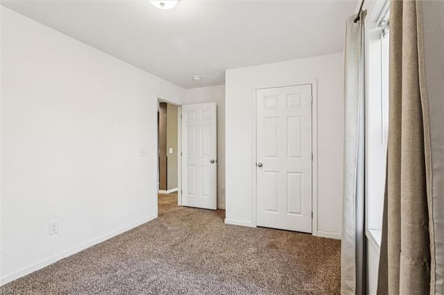 4248 Old Virginia ST, Urbanna, VA 23175