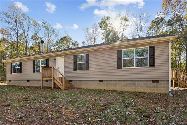 4248 Old Virginia ST, Urbanna, VA 23175