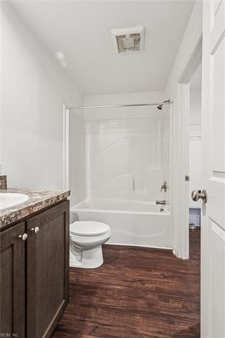 4248 Old Virginia ST, Urbanna, VA 23175