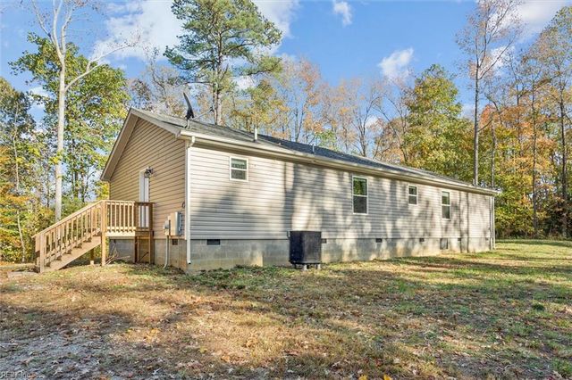 4248 Old Virginia ST, Urbanna, VA 23175