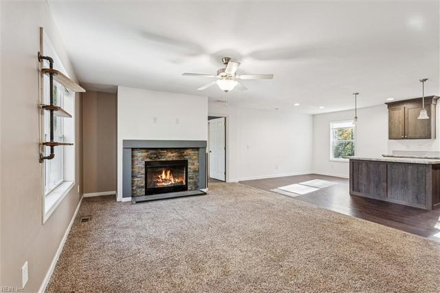 4248 Old Virginia ST, Urbanna, VA 23175