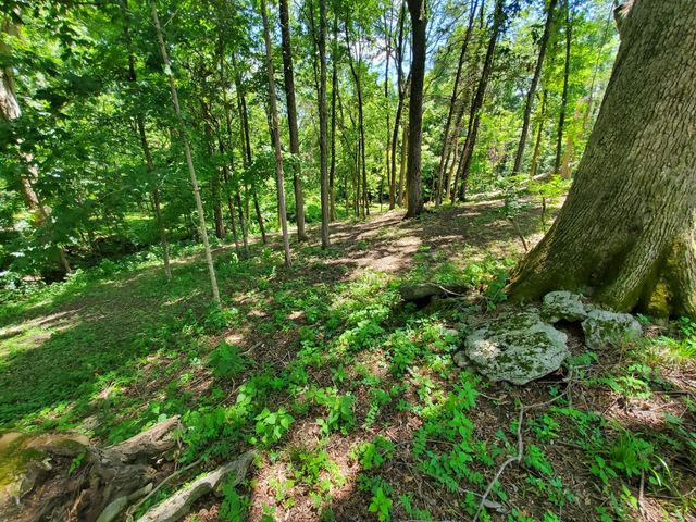 1930 Arlington Rd, Lebanon, TN 37087