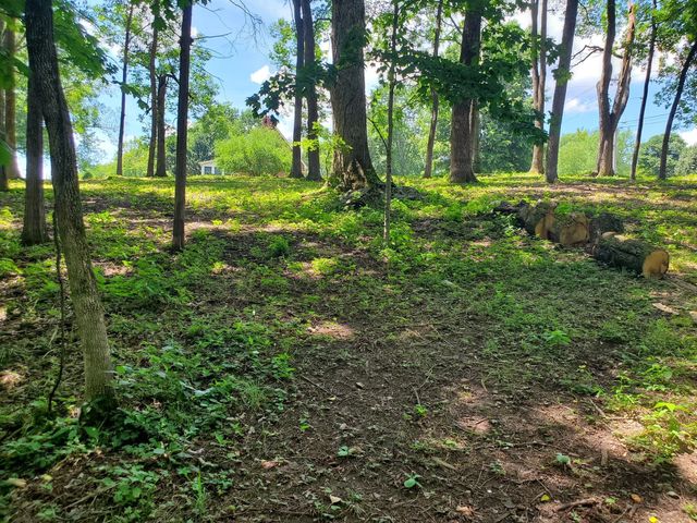 1930 Arlington Rd, Lebanon, TN 37087