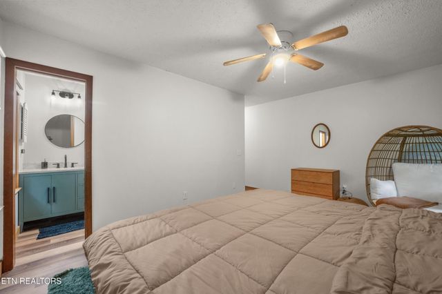 241 Cardinal Loop, Crossville, TN 38555