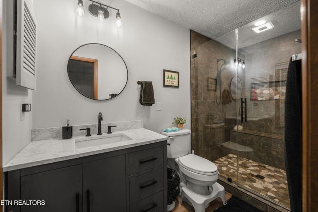 241 Cardinal Loop, Crossville, TN 38555