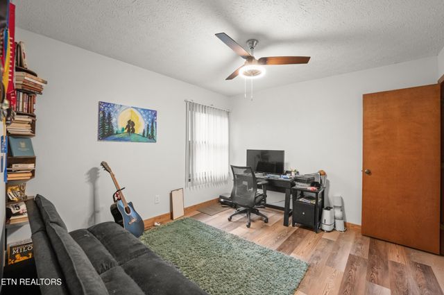 241 Cardinal Loop, Crossville, TN 38555