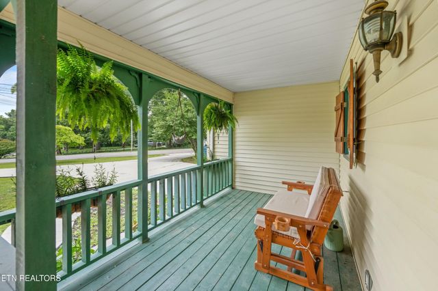 241 Cardinal Loop, Crossville, TN 38555