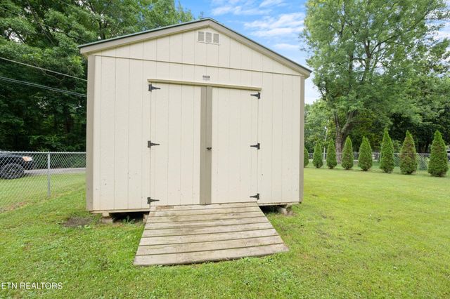 241 Cardinal Loop, Crossville, TN 38555