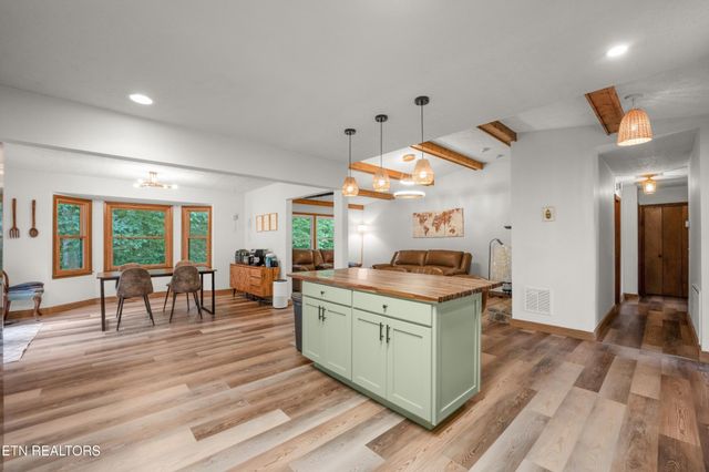 241 Cardinal Loop, Crossville, TN 38555
