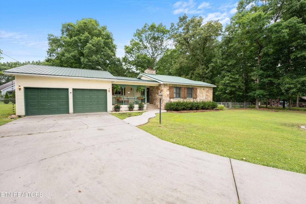 241 Cardinal Loop, Crossville, TN 38555