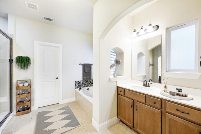 104 Turvey CV, Hutto, TX 78634