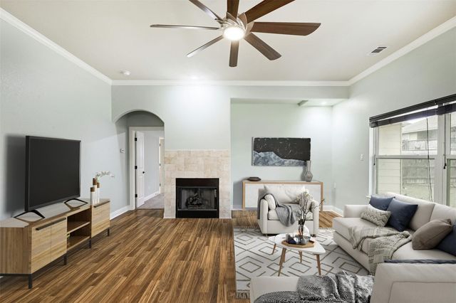104 Turvey CV, Hutto, TX 78634