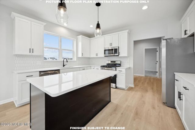 123 Valley Hall Drive, Perrysburg, OH 43551