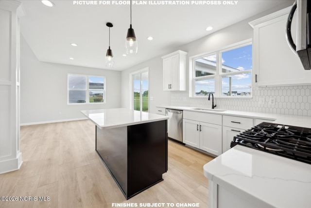 123 Valley Hall Drive, Perrysburg, OH 43551