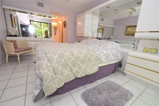 1709 CLOWER CREEK DRIVE BR 104, Sarasota, FL 34231