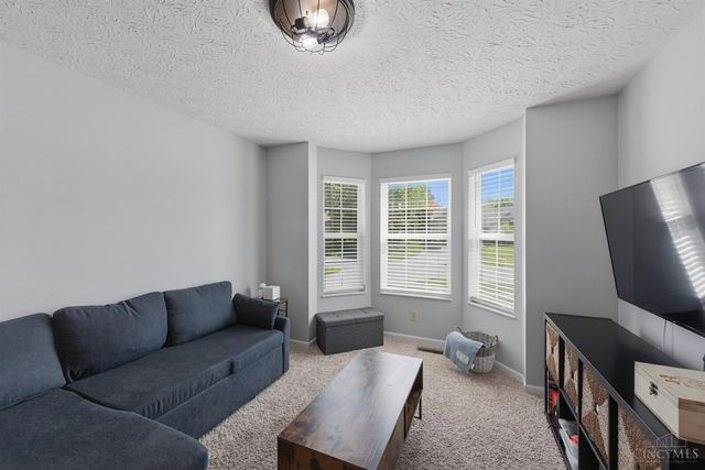 1542 Barrington Court, Lebanon, OH 45036