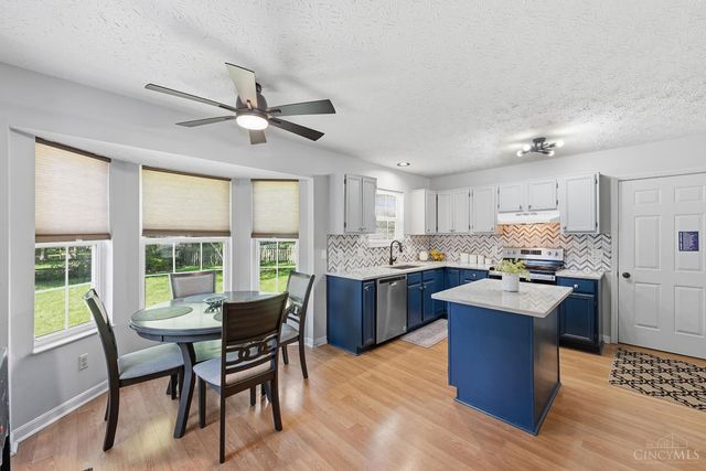 1542 Barrington Court, Lebanon, OH 45036