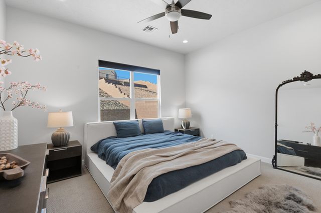 1706 Tesoro Loop NW, Los Lunas, NM 87031