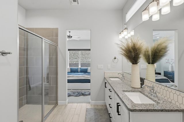 1706 Tesoro Loop NW, Los Lunas, NM 87031