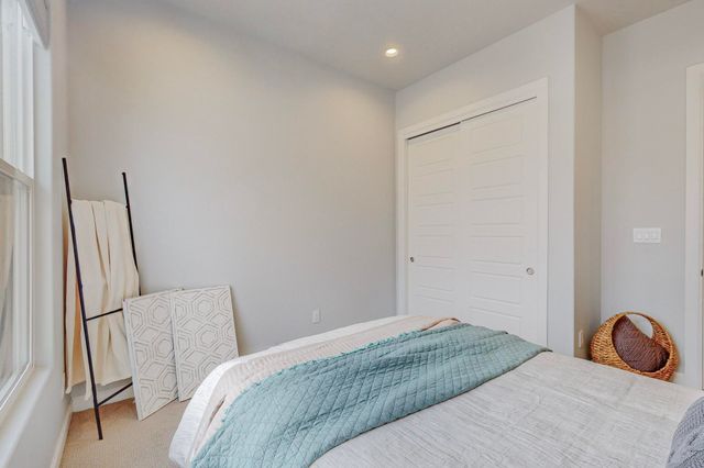 1706 Tesoro Loop NW, Los Lunas, NM 87031