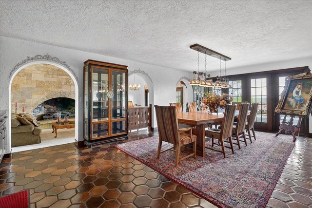 2532 Skyline Drive, Janesville, WI 53548