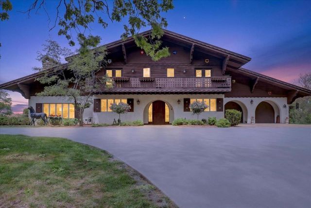 2532 Skyline Drive, Janesville, WI 53548