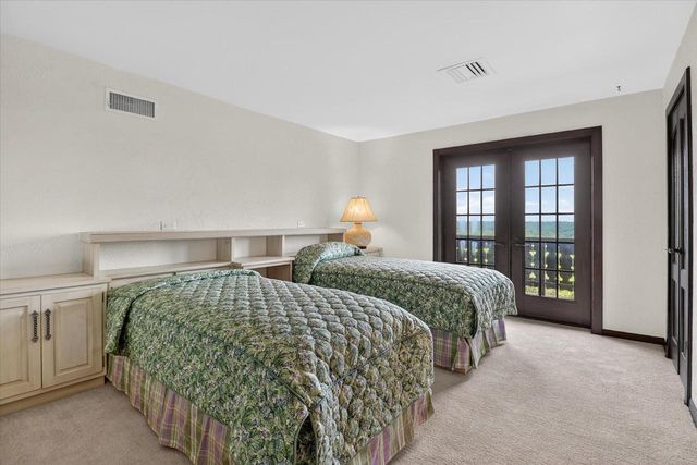 2532 Skyline Drive, Janesville, WI 53548