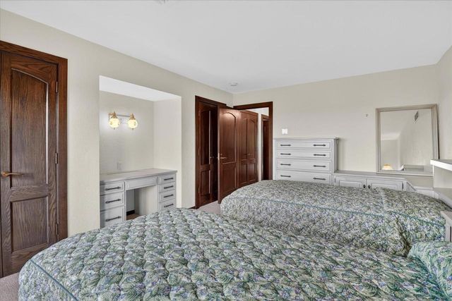 2532 Skyline Drive, Janesville, WI 53548