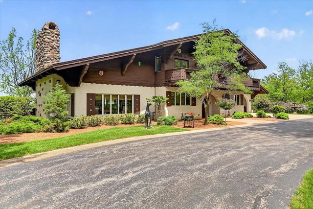 2532 Skyline Drive, Janesville, WI 53548