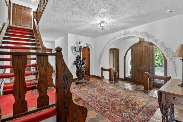 2532 Skyline Drive, Janesville, WI 53548