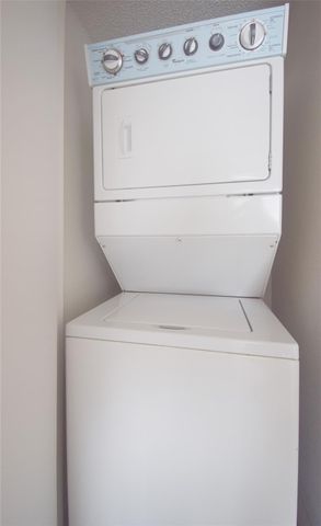 2120 El Paseo Street 3306, Houston, TX 77054