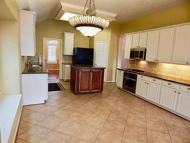 13622 Clareton Lane, Cypress, TX 77429