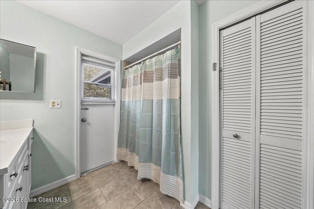 938 Dorchester Road NW, Palm Bay, FL 32907