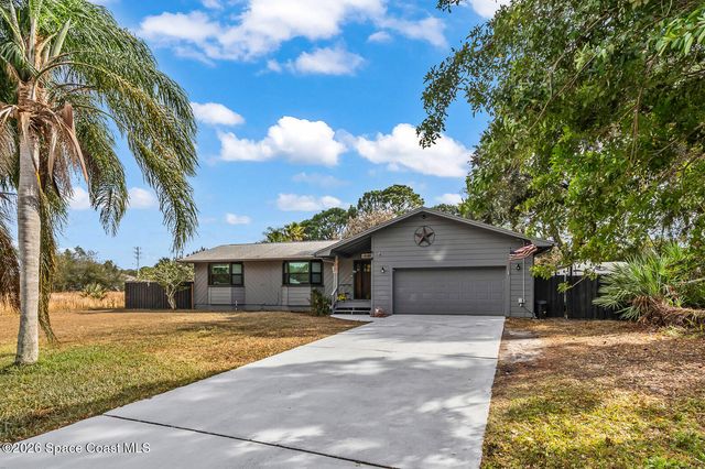 938 Dorchester Road NW, Palm Bay, FL 32907